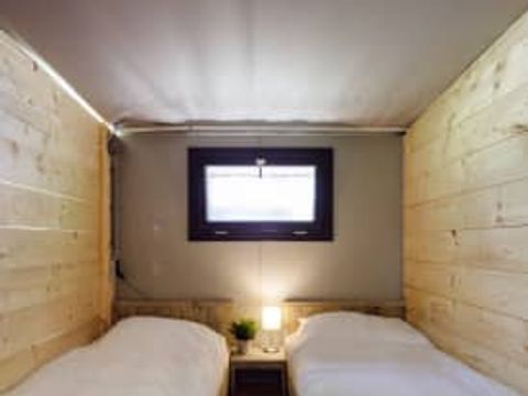 TENTE 6 personnes - Tente villa Dassenburcht