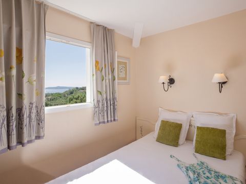 APPARTEMENT 6 personnes - - 1 chambre + 1 alcôve - Terrasse ou balcon