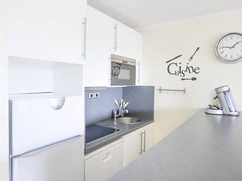 APPARTEMENT 6 personnes - - 1 chambre + 1 alcôve - Terrasse ou balcon - Vue sur la mer