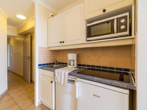 APPARTEMENT 4 personnes - - 1 alcôve de couchage - Terrasse ou balcon