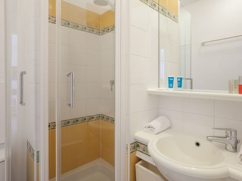 APPARTEMENT 6 personnes - - 1 chambre + 1 alcôve - Terrasse ou balcon - Vue sur la mer