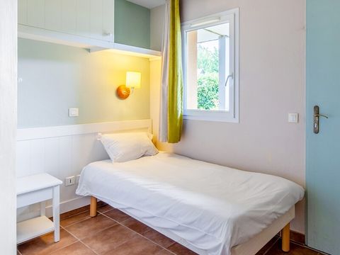 STUDIO 3 personnes - 1 alcôve - Terrasse ou balcon - Rez-de-jardin - Quartier de Hameau