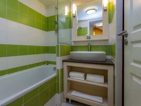 MAISON 5 personnes - G/306_MAISON 2 PIECES 4/5 PERS.