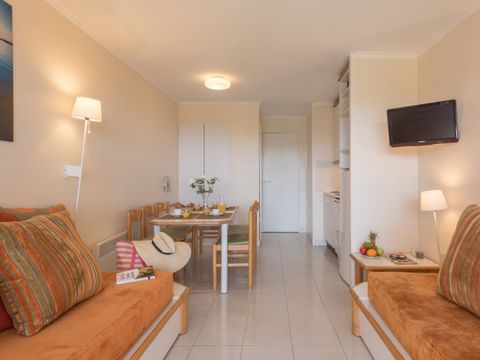 APPARTEMENT 6 personnes - 1 chambre + 1 alcôve - Terrasse - Vue mer