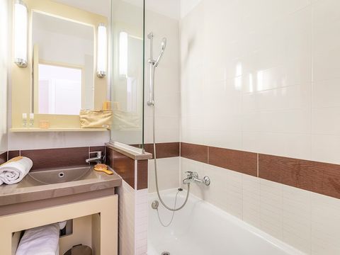 Studio 4 personnes - 1 alcôve - Terrasse - Climatisé - Rénové