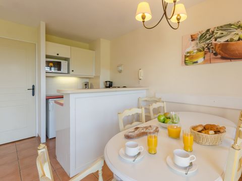 Studio 4 personnes - 1 COIN NUIT - TERRASSE OU BALCON - QUARTIER DU LAC