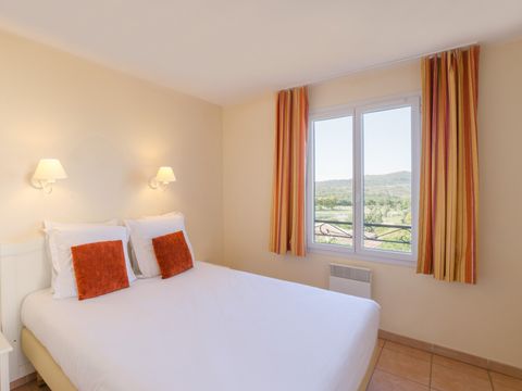Appartement 4 personnes - 1 CHAMBRE - TERRASSE OU BALCON - QUARTIER DU LAC