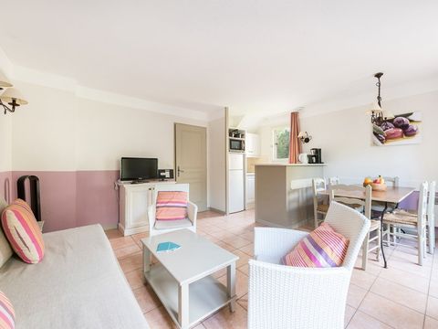 Maison 8 personnes - 2 CHAMBRES + 1 COIN NUIT - DUPLEX - JARDIN - QUARTIER TAILLADES