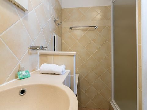 Maison 8 personnes - 2 CHAMBRES + 1 COIN NUIT - DUPLEX - JARDIN - QUARTIER TAILLADES
