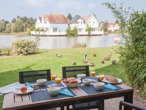 Maison 6 personnes - 2 chambres - Terrasse - Vue sur le lac