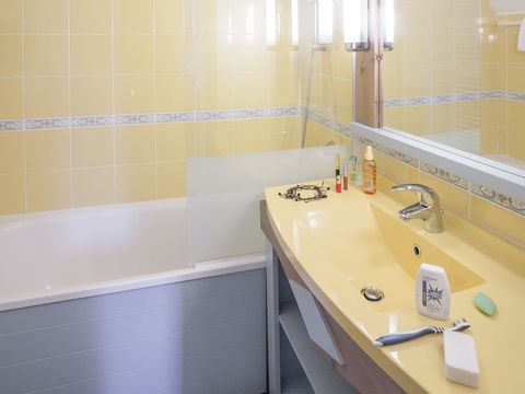 MAISON 6 personnes - 2 chambres - Terrasse