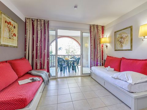 Studio 4 personnes - 1 coin - Nuit - Terrasse ou balcon