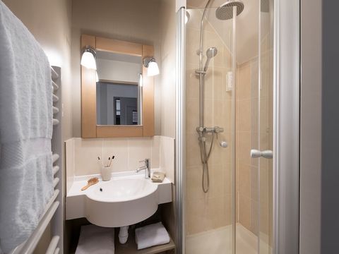 APPARTEMENT 8 personnes - 2 CHAMBRES + 1 COIN NUIT - DUPLEX - BALCON