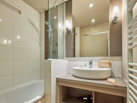 APPARTEMENT 5 personnes - 1 chambre - Terrasse ou balcon - Vue sur les bois - Rénové