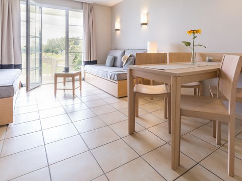 STUDIO 5 personnes - Studio - 1 alcôve - Terrasse ou balcon