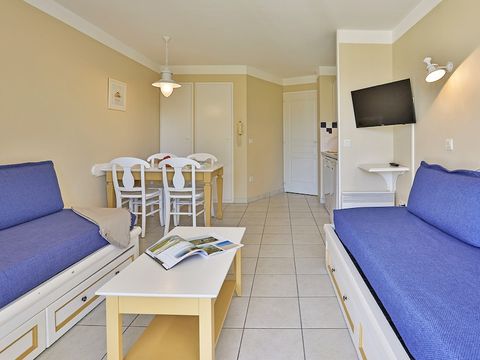 STUDIO 4 personnes - 1 coin nuit - Terrasse - Quartier Domaine de Moulin