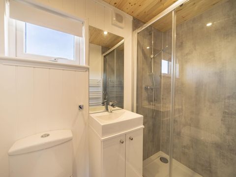 HÉBERGEMENT INSOLITE 4 personnes - Tiny Lodge