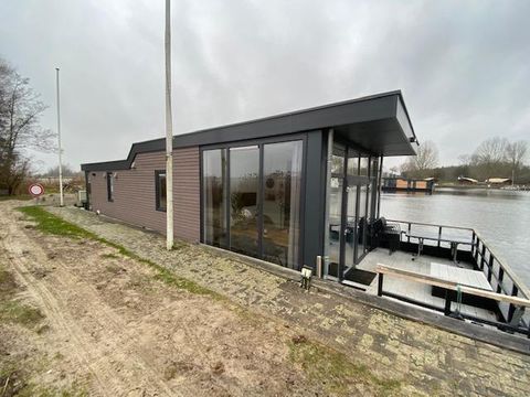 LODGE 6 personnes - Pavillon d'eau