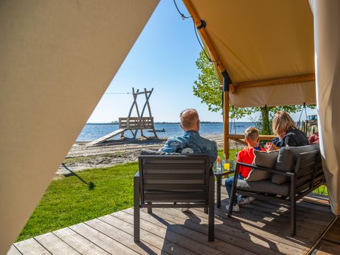 TENTE TOILE ET BOIS 6 personnes - Tente Glamping Bord de mer Luxe