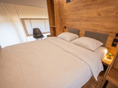 TENTE TOILE ET BOIS 6 personnes - Tente Glamping Bord de mer Luxe