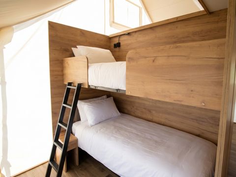 TENTE TOILE ET BOIS 6 personnes - Tente Glamping Bord de mer Luxe
