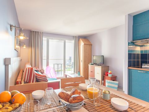 APPARTEMENT 4 personnes - 1 chambre - Terrasse ou balcon - Vue sur la mer