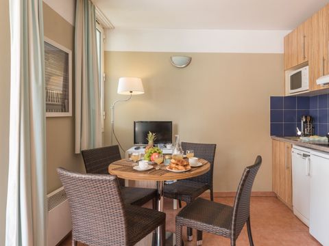 APPARTEMENT 4 personnes - - 1 chambre - Terrasse - Climatisation