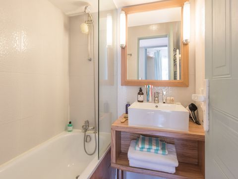 APPARTEMENT 4 personnes - - 1 chambre - Terrasse - Climatisation