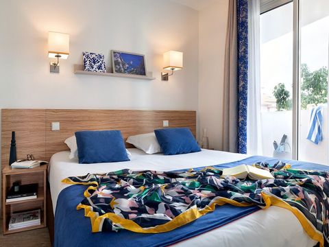 APPARTEMENT 6 personnes - - 1 chambre + 1 alcôve - Terrasse - Climatisation