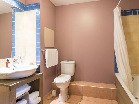 APPARTEMENT 4 personnes - (max. 3 adultes) Standard