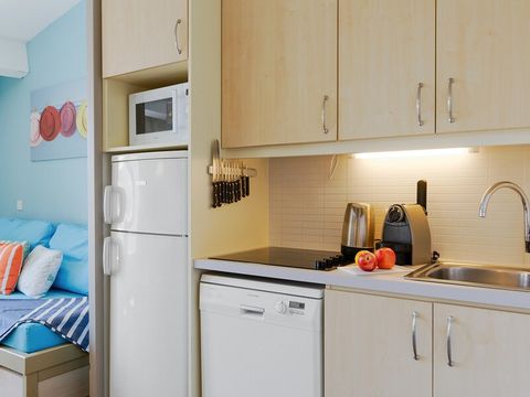 APPARTEMENT 6 personnes -  1 CHAMBRE + 1 COIN NUIT - TERRASSE OU BALCON - VUE MER