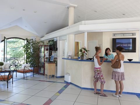 Pierre & Vacances Résidence Les Parcs de Grimaud - Camping Var - Image N°5