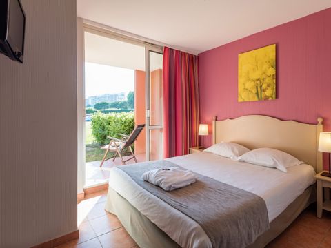 APPARTEMENT 6 personnes - 1 chambre + 1 alcôve - Terrasse ou balcon - Vue sur la rivière