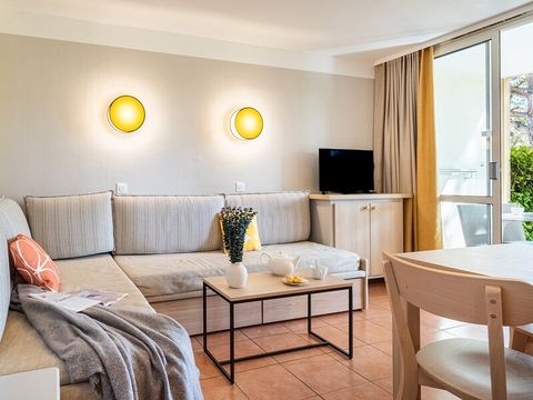 APPARTEMENT 6 personnes - 1 chambre + 1 alcôve - Terrasse ou balcon - Vue sur la rivière
