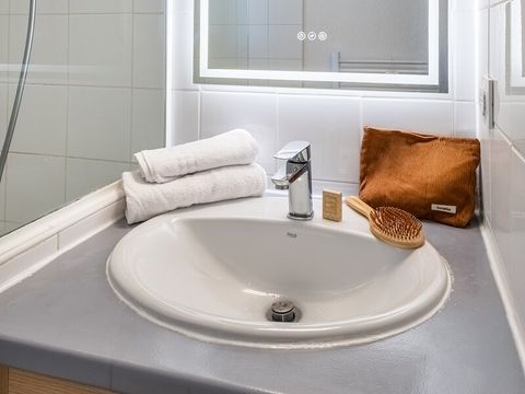 APPARTEMENT 6 personnes - 2 chambres - Terrasse - Rez-de-jardin