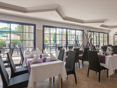 Pierre & Vacances Premium Residence Les Rives de Cannes - Mandelieu - Camping Alpes-Maritimes - Image N°18