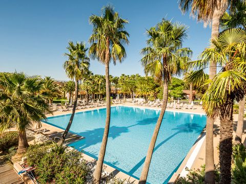 Pierre & Vacances Premium Residence Les Rives de Cannes - Mandelieu - Camping Alpes-Maritimes - Image N°2