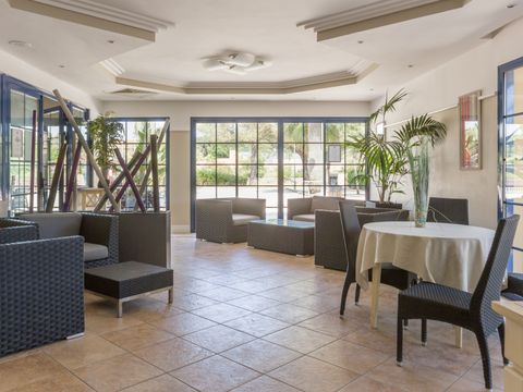 Pierre & Vacances Premium Residence Les Rives de Cannes - Mandelieu - Camping Alpes-Maritimes - Image N°14