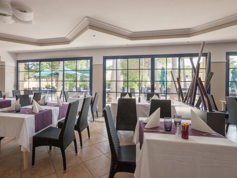Pierre & Vacances Premium Residence Les Rives de Cannes - Mandelieu - Camping Alpes-Maritimes - Image N°17