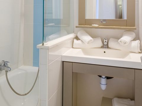 STUDIO 5 personnes - 1 coin nuit - Terrasse ou balcon