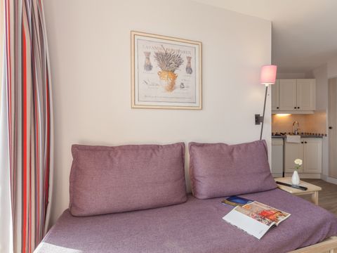 APPARTEMENT 6 personnes -  1 chambre + 1 coin nuit - Terrasse ou balcon - Vue sur le jardin