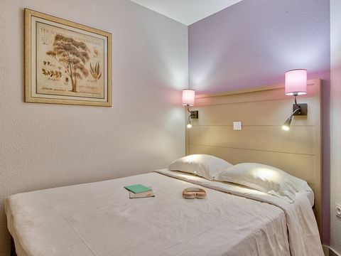 APPARTEMENT 4 personnes -  1 chambre - Terrasse ou balcon - Vue sur le jardin