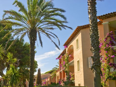 Pierre & Vacances Residence La Pinède - Camping Var - Image N°11