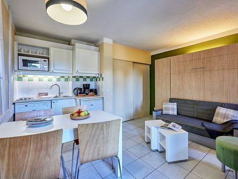 Studio 4 personnes - 1 coin - Nuit - Terrasse ou balcon - Rénové