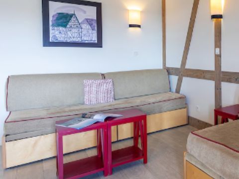 APPARTEMENT 7 personnes - 2 CHAMBRES - DUPLEX - VUE JARDIN