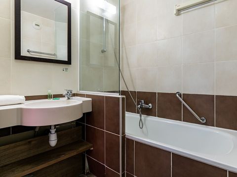 STUDIO 4 personnes - 1 COIN NUIT