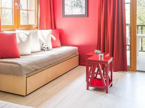 APPARTEMENT 6 personnes - 1 CHAMBRE + 1 COIN NUIT - VUE JARDIN