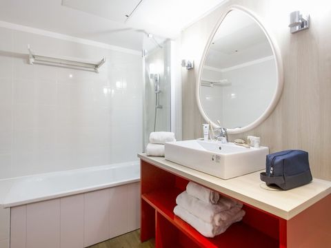 APPARTEMENT 6 personnes - - 2 chambres - Balcon