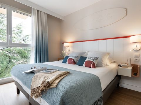 APPARTEMENT 6 personnes - - 1 chambre + 1 alcôve - Vue sur le jardin