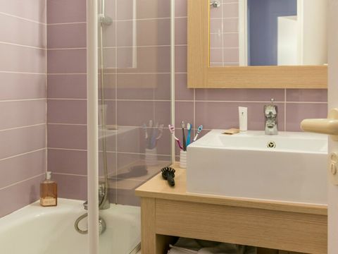 APPARTEMENT 7 personnes - 1 chambre + 1 coin nuit